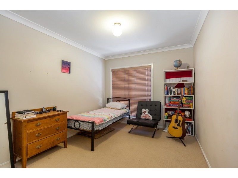 1/8A Derwak Street, Harristown QLD 4350