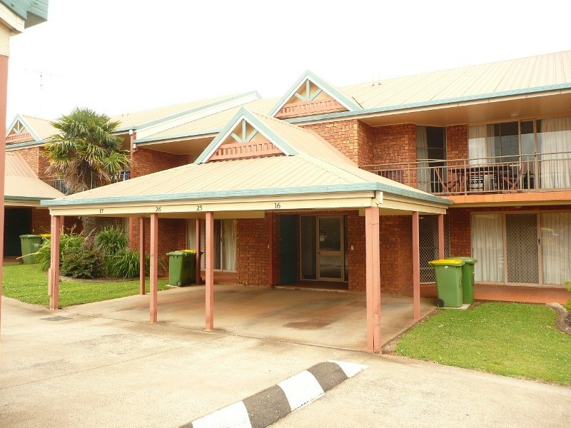 26/367-369 Margaret Street, Newtown QLD 4350