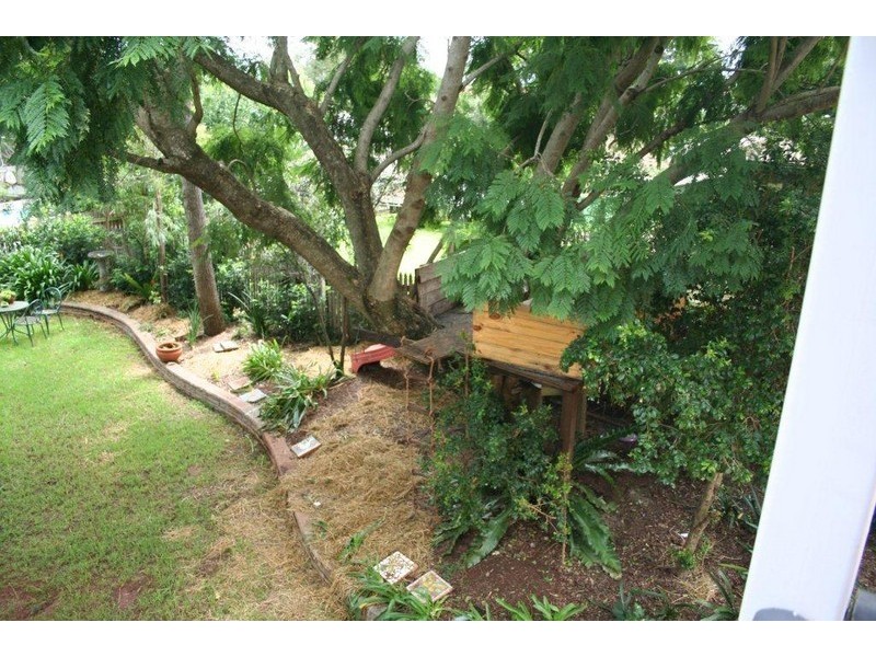 1 Hughes Street, Centenary Heights QLD 4350