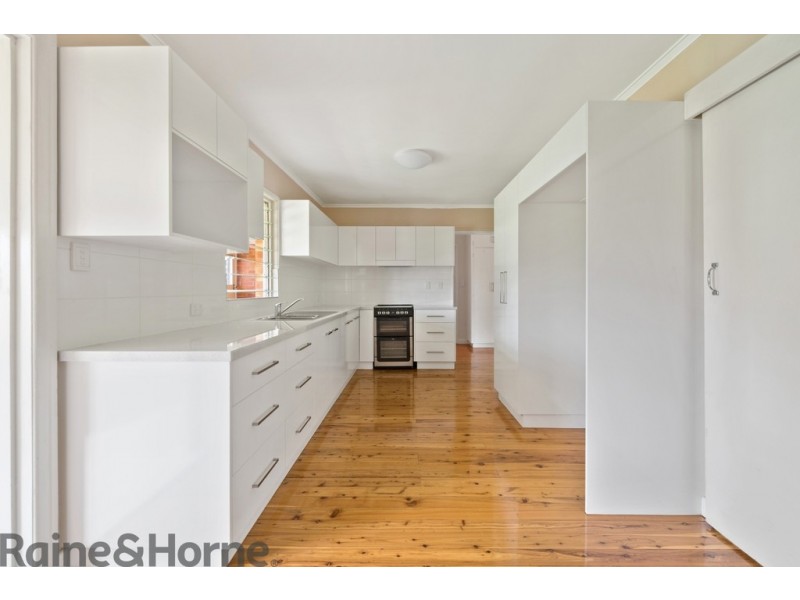 172 Holberton Street, Newtown QLD 4350
