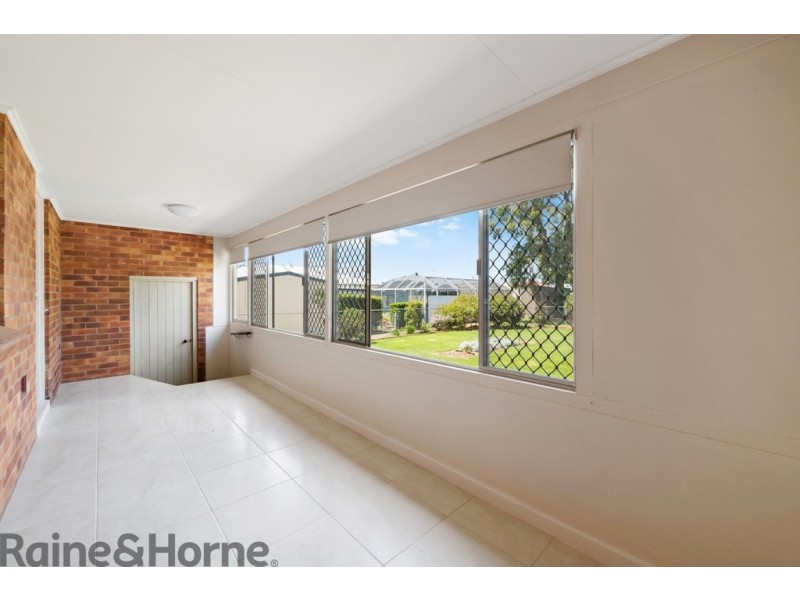 172 Holberton Street, Newtown QLD 4350