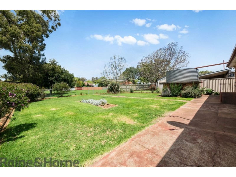 172 Holberton Street, Newtown QLD 4350