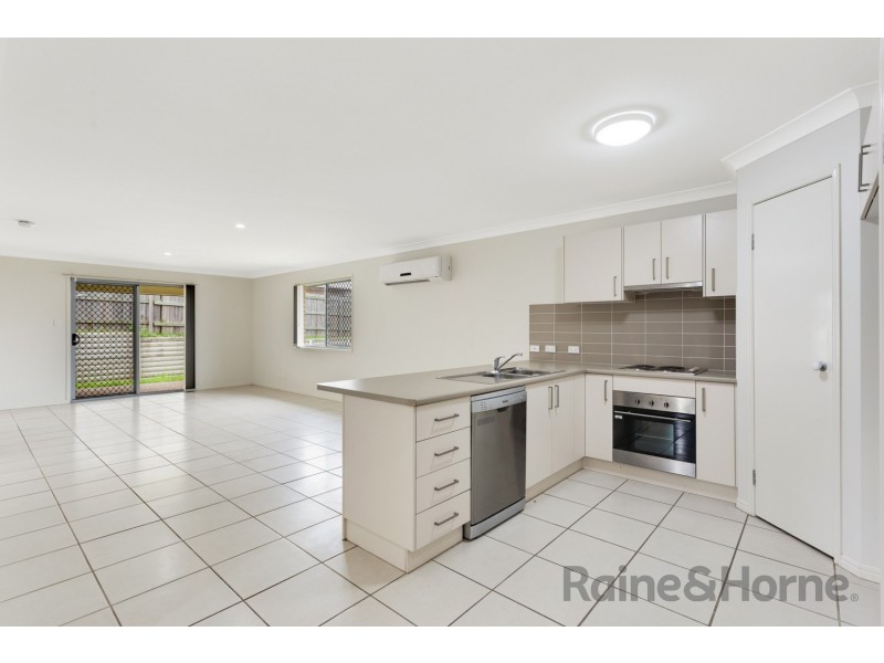 5 Cooranga Street, Glenvale QLD 4350