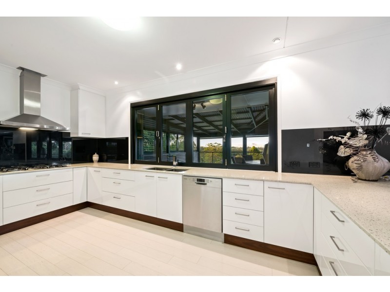 22 Murphys Creek Road, Blue Mountain Heights QLD 4350