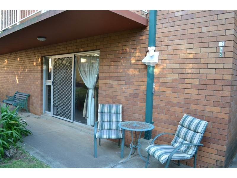 2/6 Scott Street, East Toowoomba QLD 4350