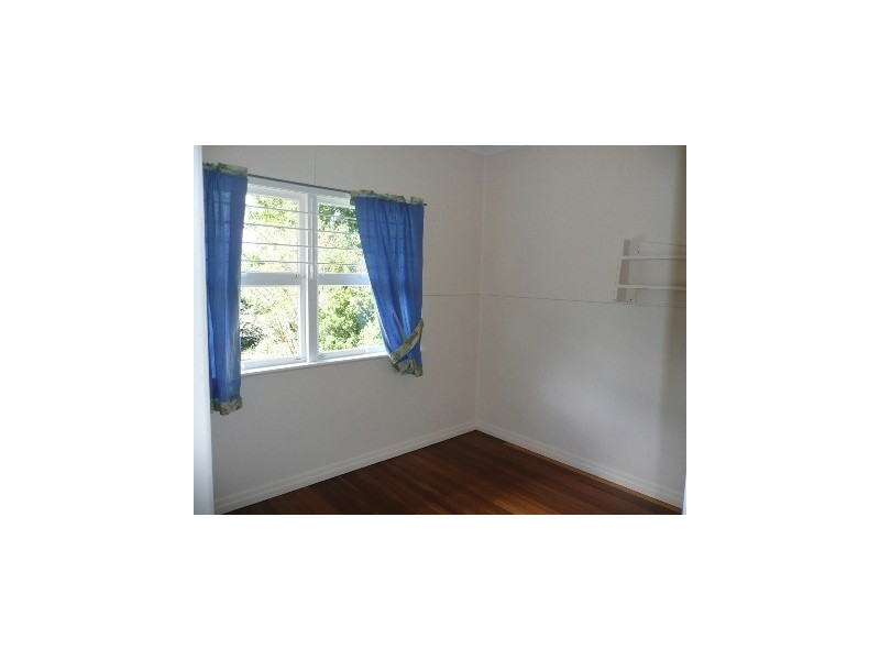 12 Perth Street, Rangeville QLD 4350