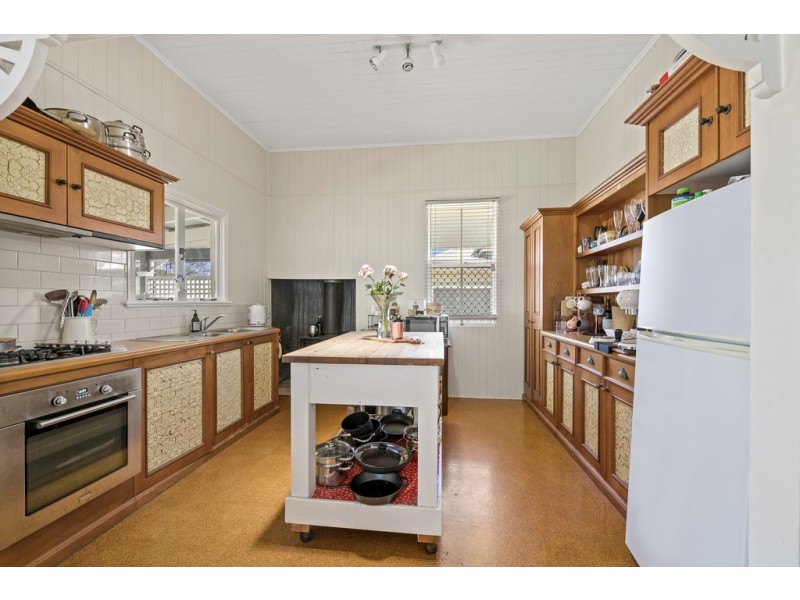 26 Eleanor Street, East Toowoomba QLD 4350