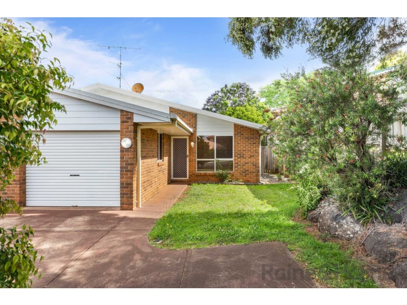 2/14 Horrocks Crescent, Kearneys Spring QLD 4350
