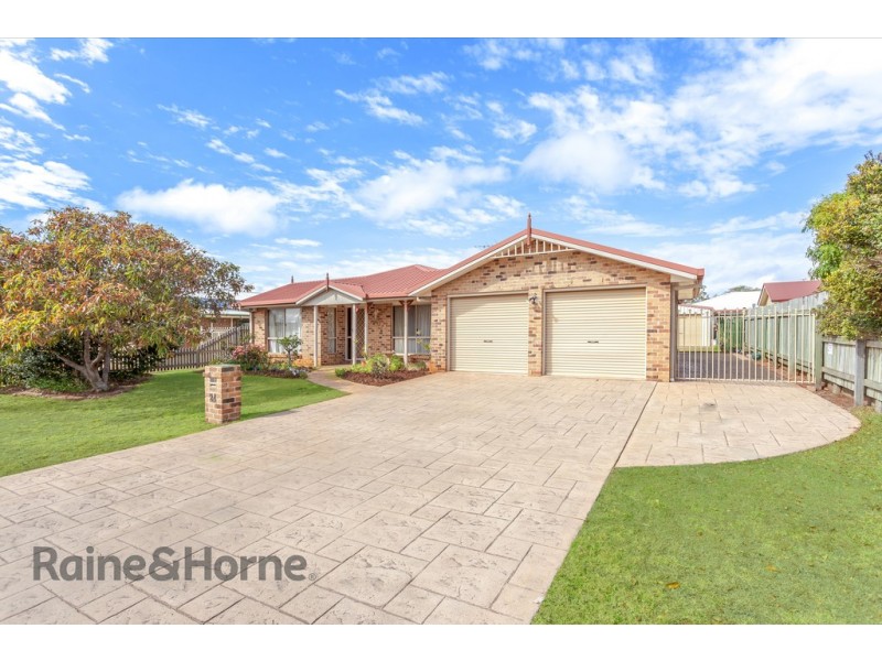 24 Carmen Street, Kearneys Spring QLD 4350
