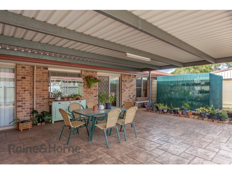 24 Carmen Street, Kearneys Spring QLD 4350