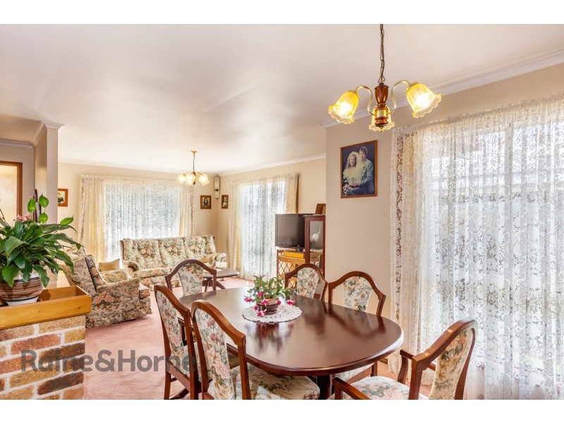 24 Carmen Street, Kearneys Spring QLD 4350