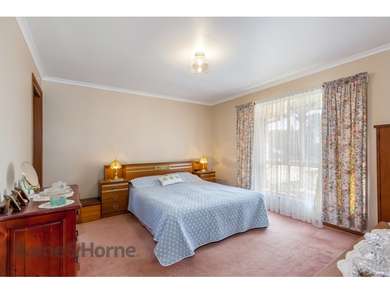 24 Carmen Street, Kearneys Spring QLD 4350