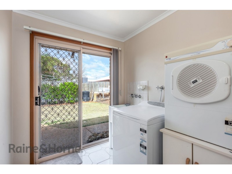 24 Carmen Street, Kearneys Spring QLD 4350