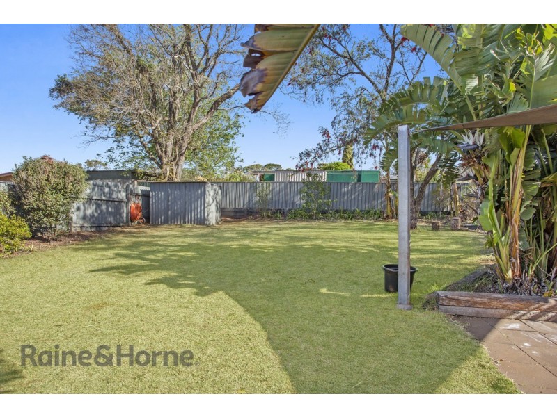 18 Chopin Street, Rockville QLD 4350