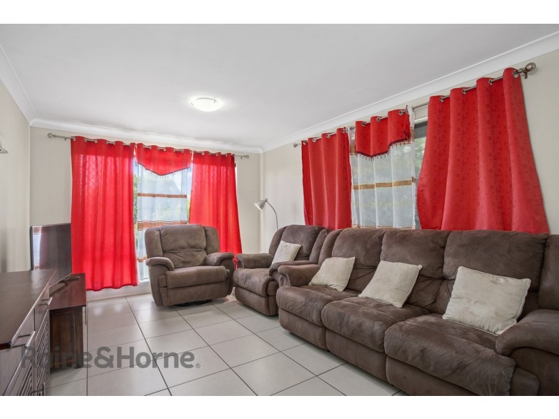 18 Chopin Street, Rockville QLD 4350