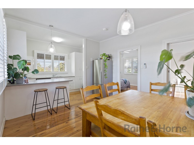 127 Perth Street, South Toowoomba QLD 4350