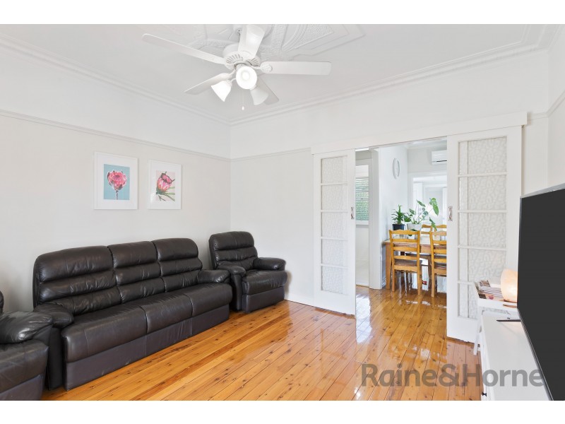 127 Perth Street, South Toowoomba QLD 4350