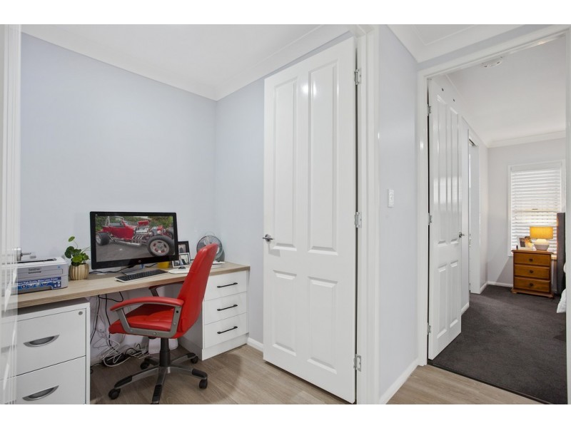 16 Meares Street, Kearneys Spring QLD 4350