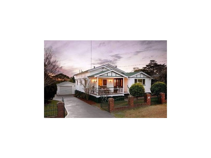9 Hampshire Street, North Toowoomba QLD 4350