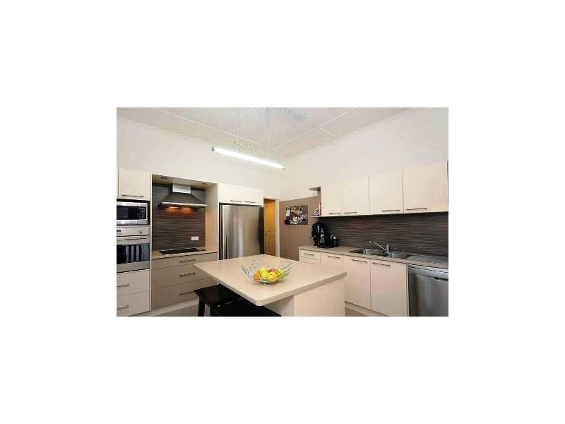 9 Hampshire Street, North Toowoomba QLD 4350