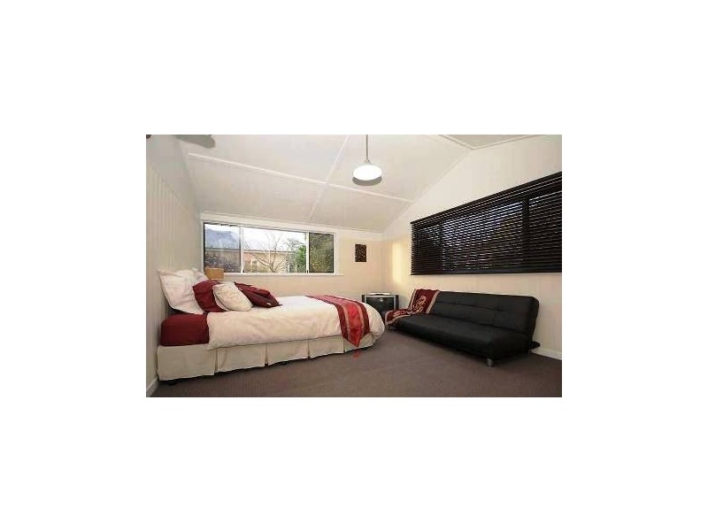 9 Hampshire Street, North Toowoomba QLD 4350