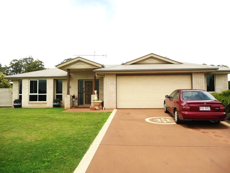 6 Pearl Court, Rangeville QLD 4350