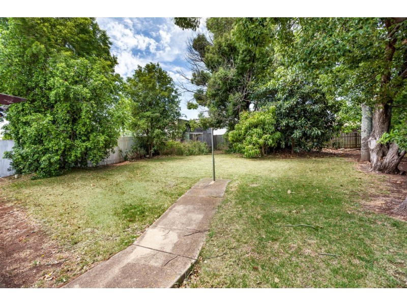 176A Jellicoe Street, Newtown QLD 4350