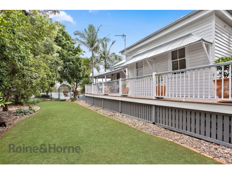 13 Warra Street, Newtown QLD 4350