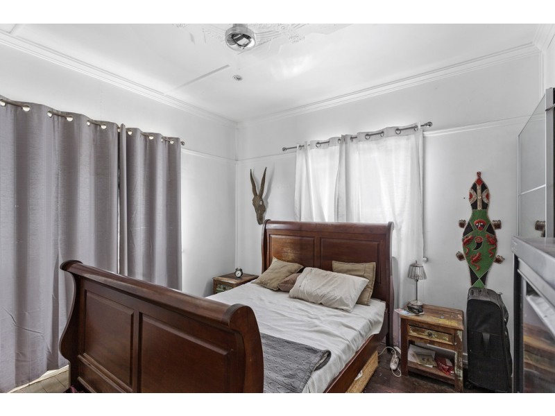 102a Stuart Street, Mount Lofty QLD 4350