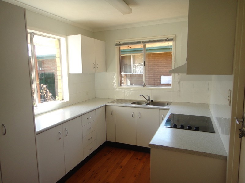 23 Cleary Street, Centenary Heights QLD 4350