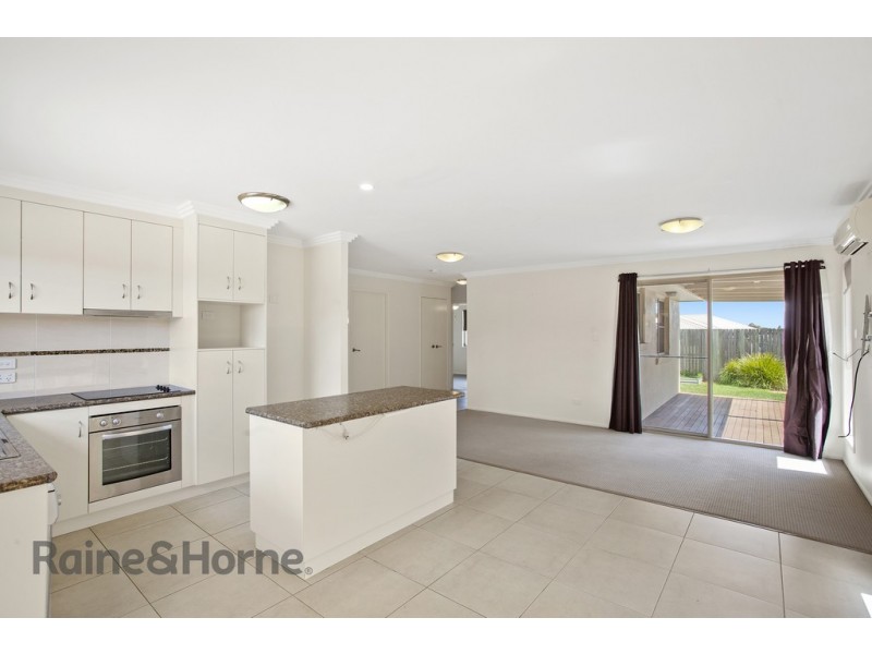 11/381 Greenwattle Street, Wilsonton QLD 4350