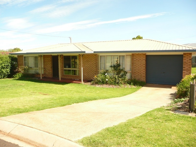 14 Coolawin Court, Wilsonton QLD 4350