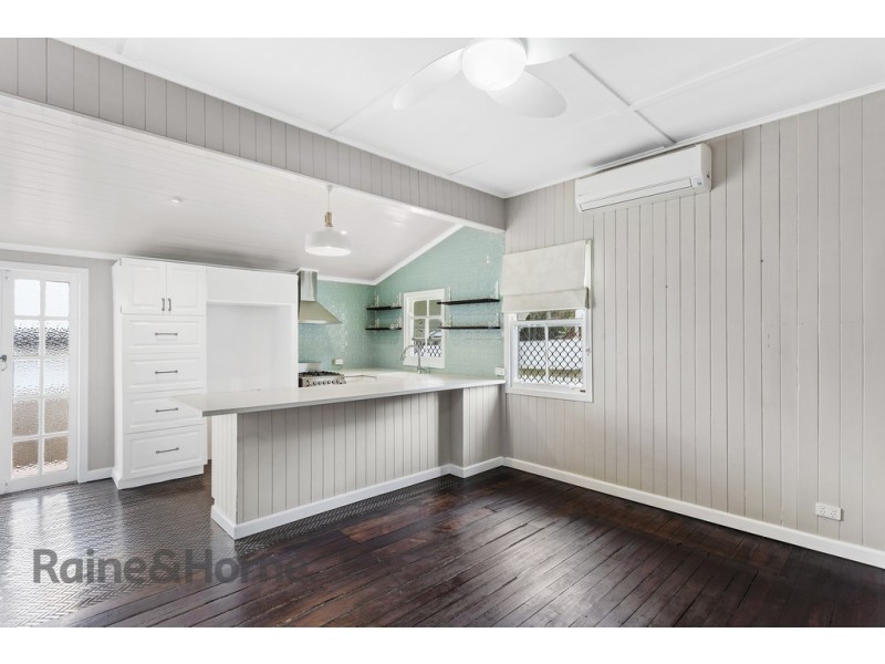 215 South Street, South Toowoomba QLD 4350