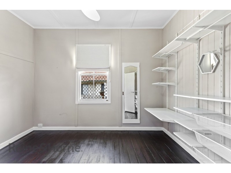 215 South Street, South Toowoomba QLD 4350