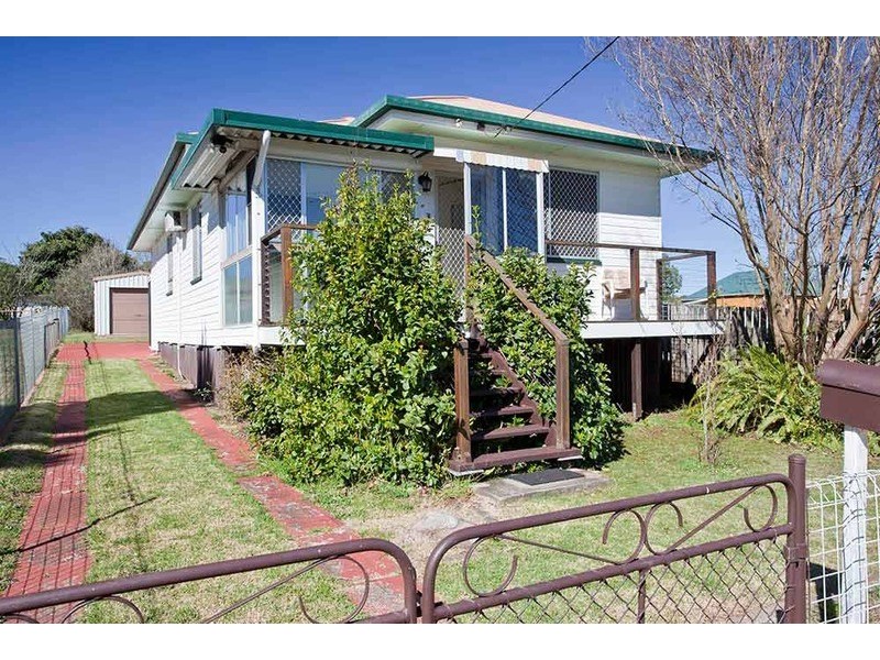 12 McWaters Street, North Toowoomba QLD 4350