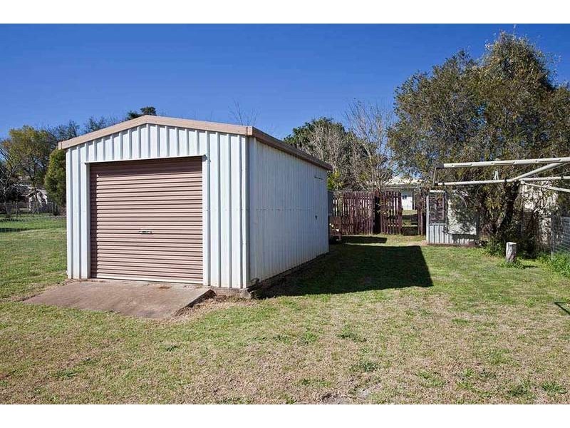12 McWaters Street, North Toowoomba QLD 4350
