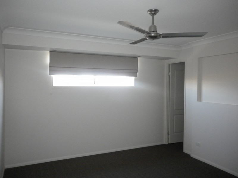 32 Elizabeth Street, Westbrook QLD 4350