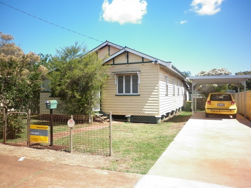 16 Glenvale Road, Harristown QLD 4350