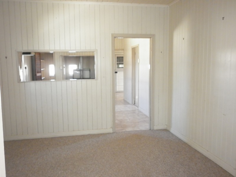 16 Glenvale Road, Harristown QLD 4350