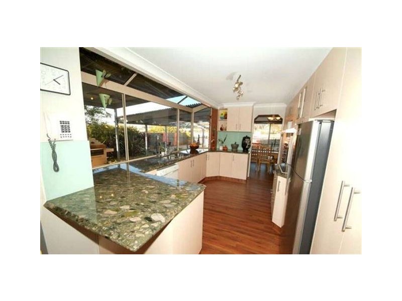 3 Jutsum Street, Middle Ridge QLD 4350