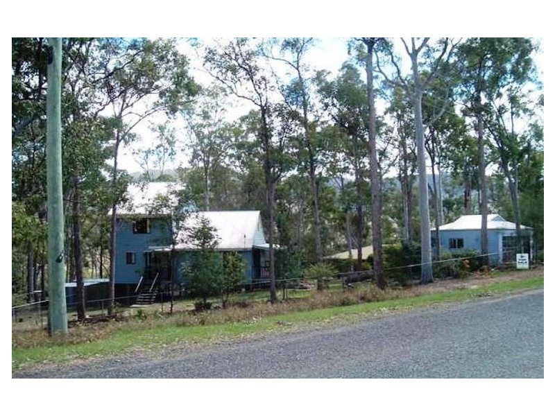 8 Woodland Crescent, Withcott QLD 4352