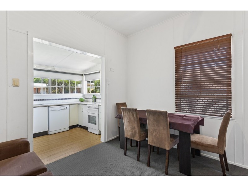 266 Alderley Street, Centenary Heights QLD 4350