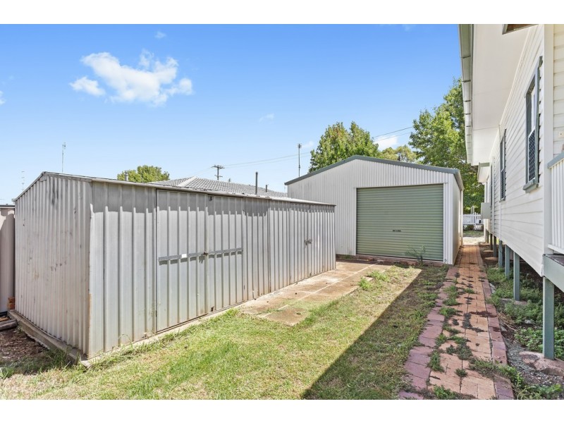 266 Alderley Street, Centenary Heights QLD 4350