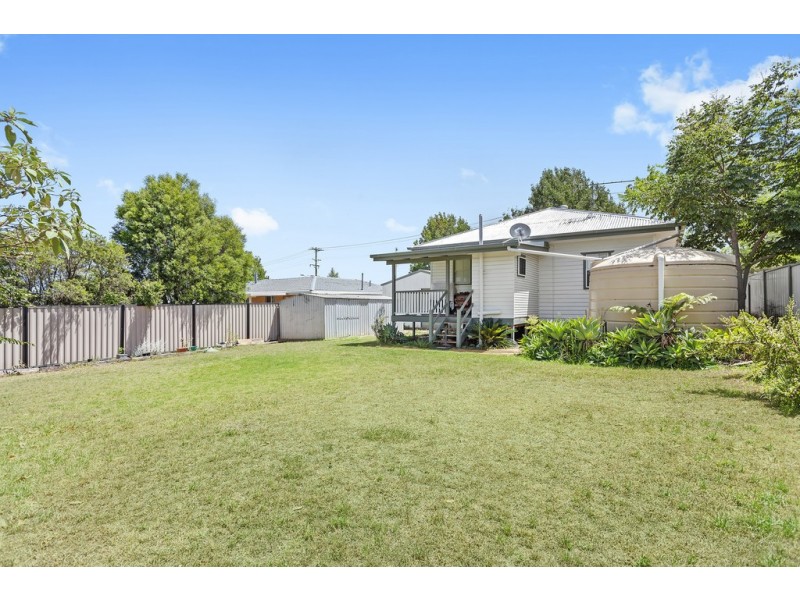 266 Alderley Street, Centenary Heights QLD 4350