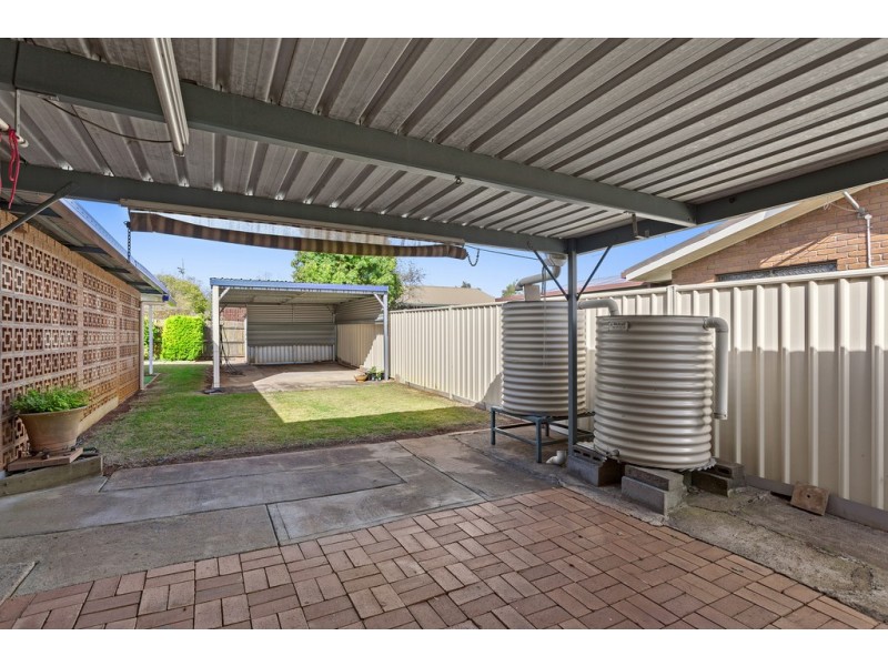 6 Caldwell Street, Wilsonton QLD 4350