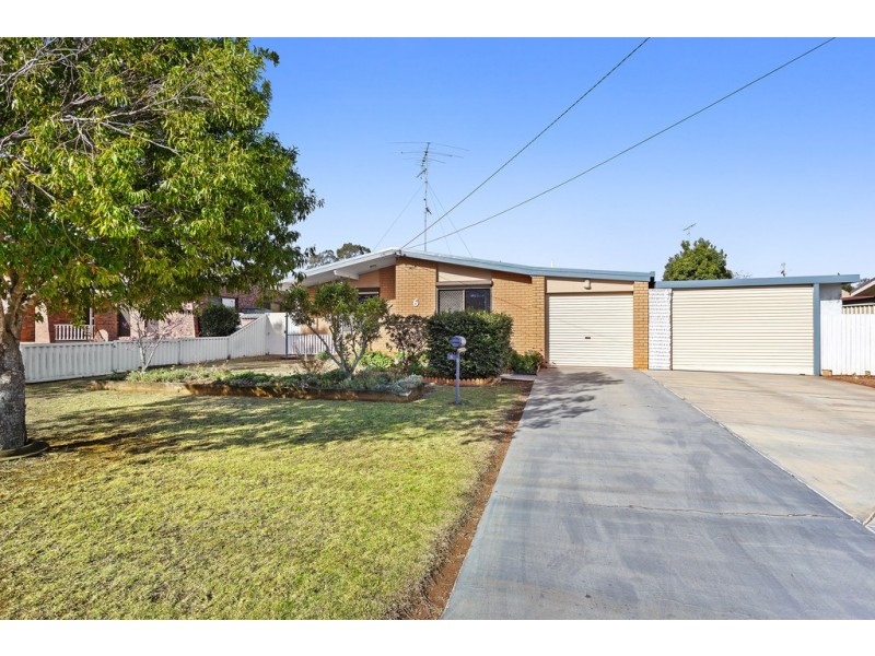 6 Caldwell Street, Wilsonton QLD 4350