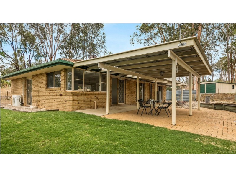 35 Diana Crescent, Postmans Ridge QLD 4352