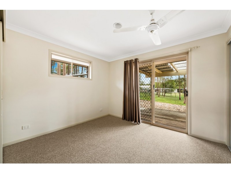 35 Diana Crescent, Postmans Ridge QLD 4352