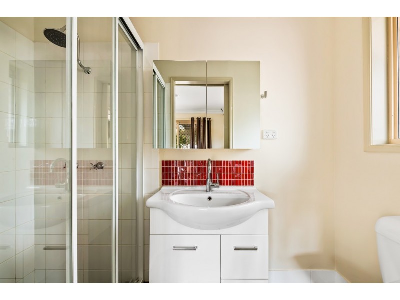 35 Diana Crescent, Postmans Ridge QLD 4352