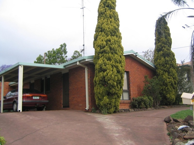 1/16 Ruthven Street, Harlaxton QLD 4350